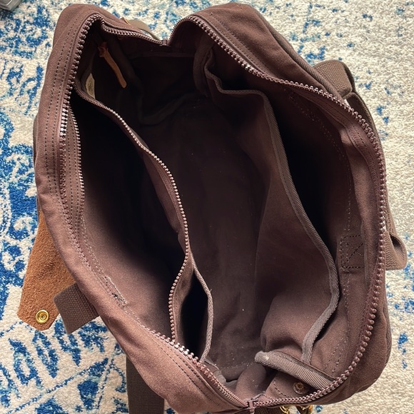 Duluth Pack Classic Carry On - Picture 4 of 8